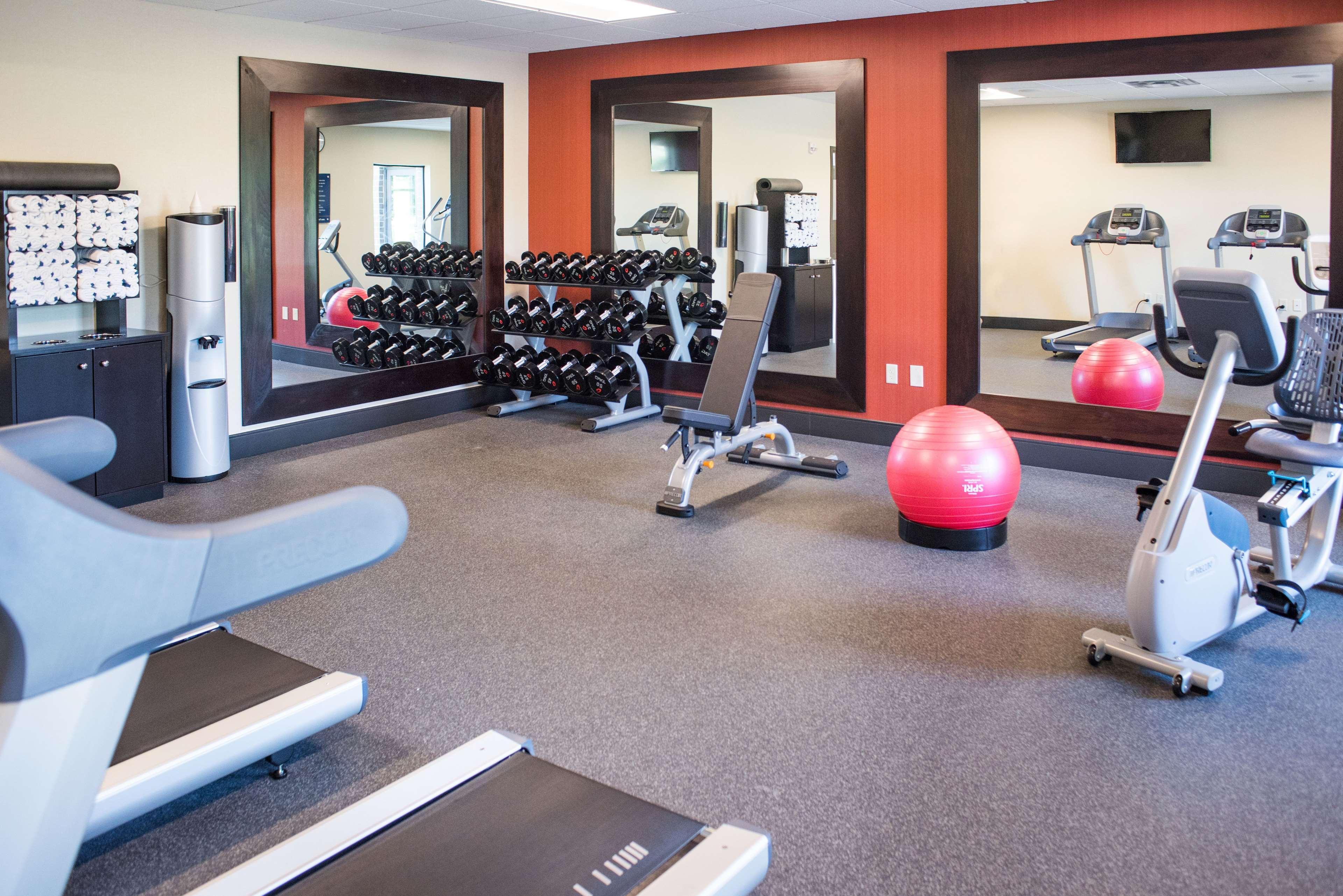 Hampton Inn&Suites at Wisconsin Dells Lake Delton Buitenkant foto