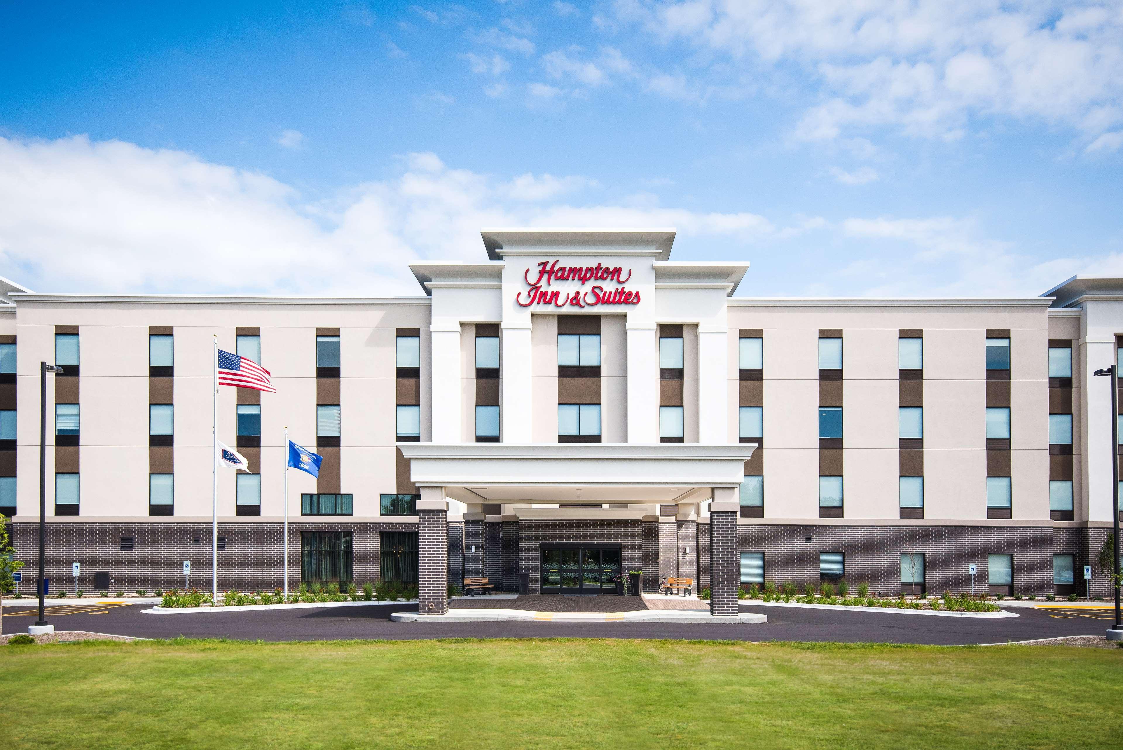 Hampton Inn&Suites at Wisconsin Dells Lake Delton Buitenkant foto