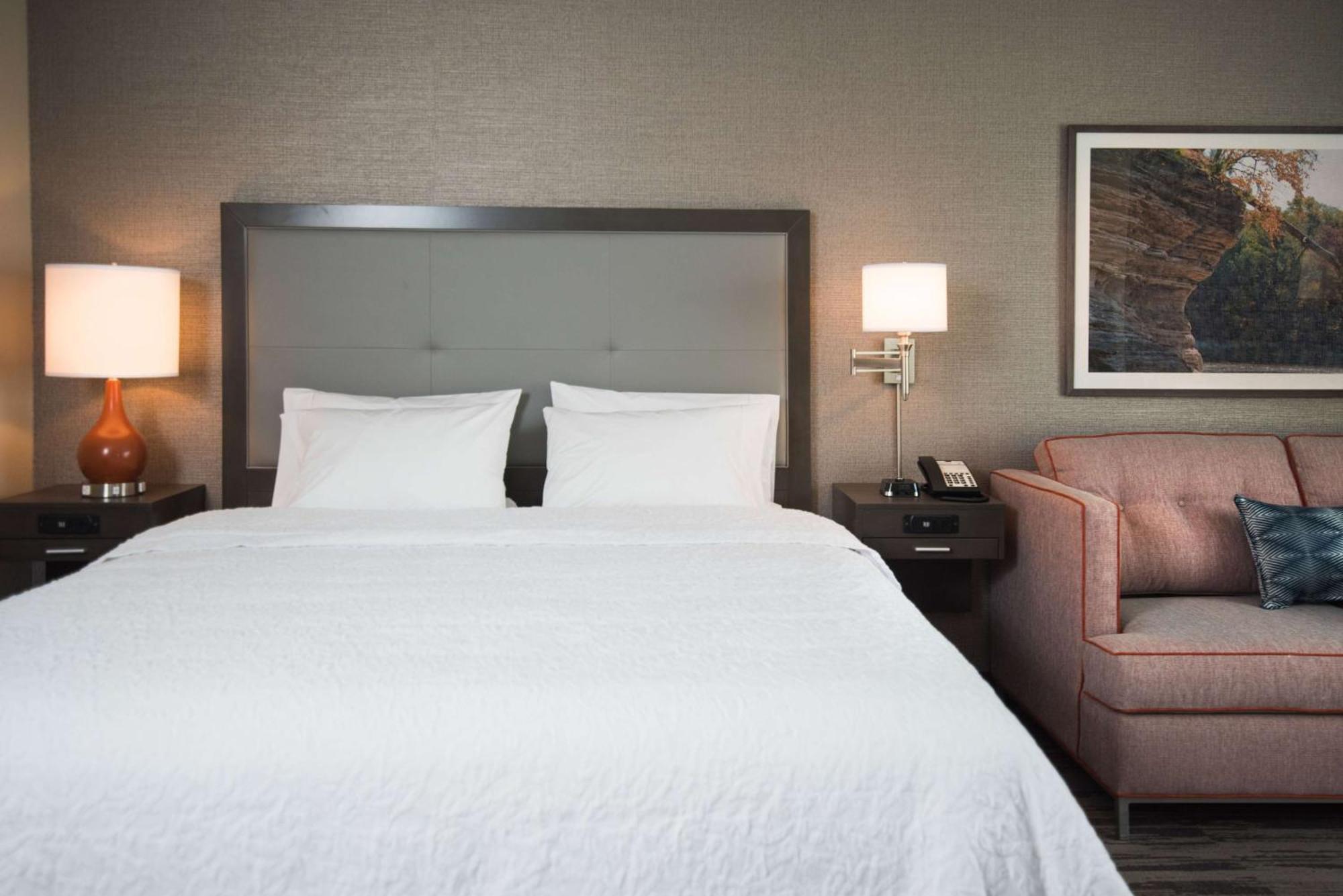 Hampton Inn&Suites at Wisconsin Dells Lake Delton Buitenkant foto