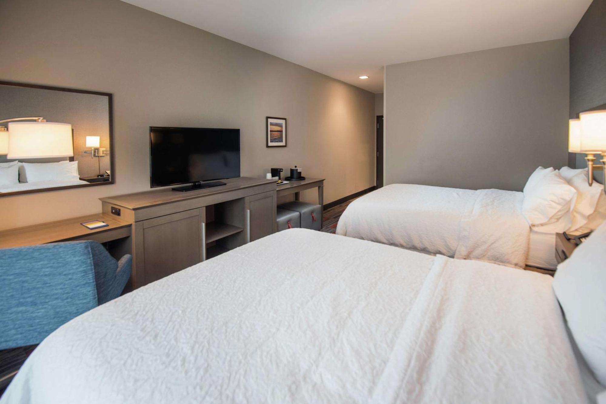 Hampton Inn&Suites at Wisconsin Dells Lake Delton Buitenkant foto