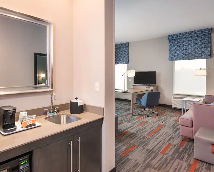 Hampton Inn&Suites at Wisconsin Dells Lake Delton Buitenkant foto
